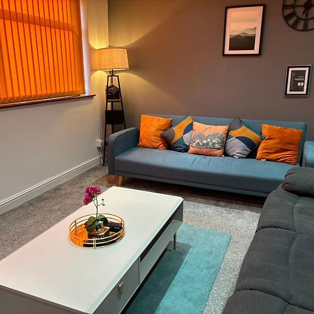 Hilltop Place Suites Near Doncaster Racecourse エクステリア 写真