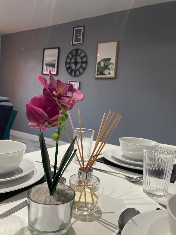 Hilltop Place Suites Near Doncaster Racecourse エクステリア 写真