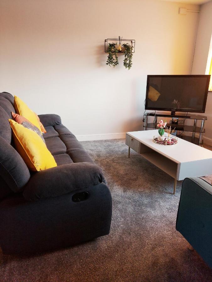 Hilltop Place Suites Near Doncaster Racecourse エクステリア 写真