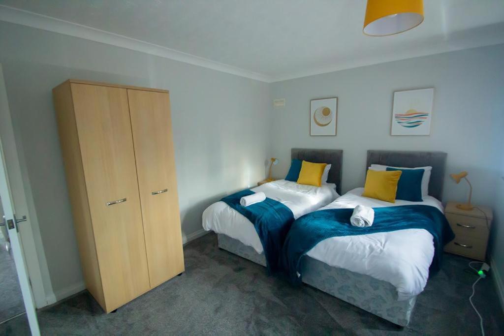 Hilltop Place Suites Near Doncaster Racecourse エクステリア 写真