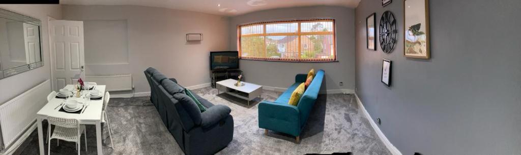 Hilltop Place Suites Near Doncaster Racecourse エクステリア 写真